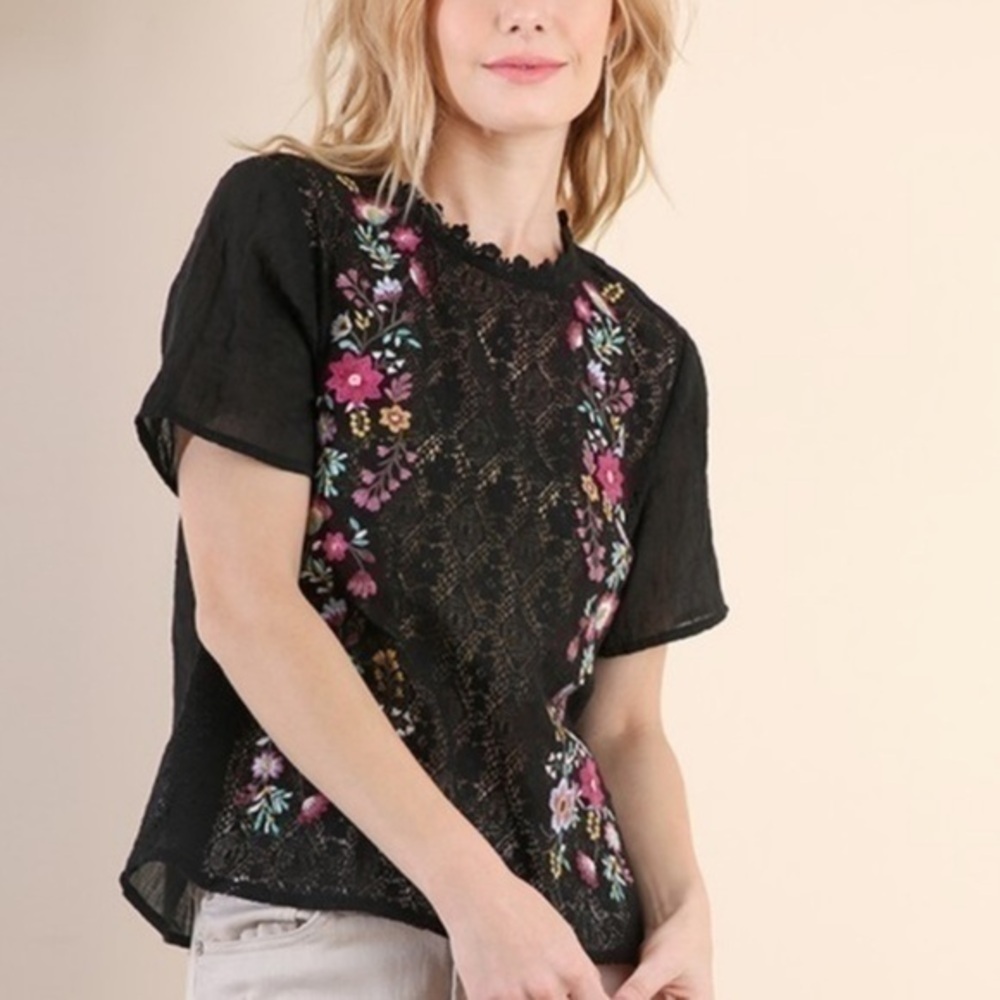Black Floral Embroidered Top Short Sleeve
